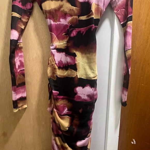 Forever 21 Abstract print Mesh Midi Dress - Picture 4 of 8